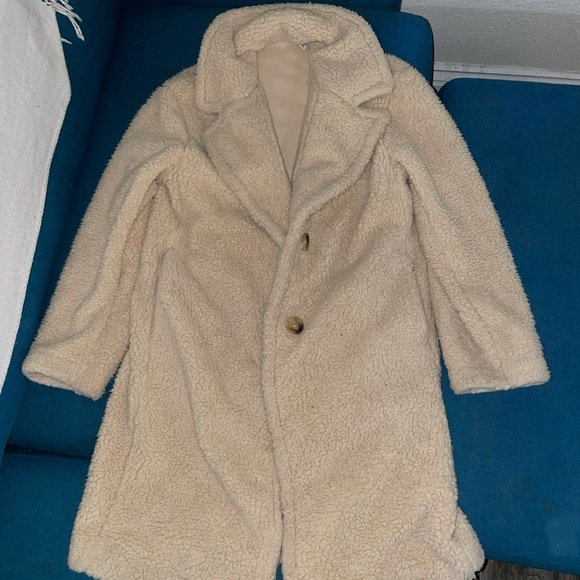 Uniqlo Pile-Lined Fleece Tailored Coat in Beige - Picture 2 of 5
